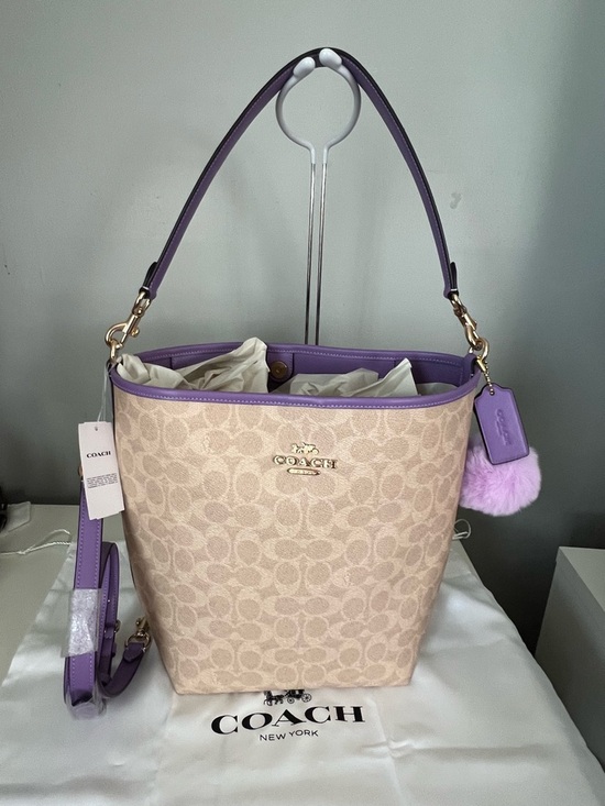 Coach Handbags - Coach City Large Bucket Bag In Signature Canvas